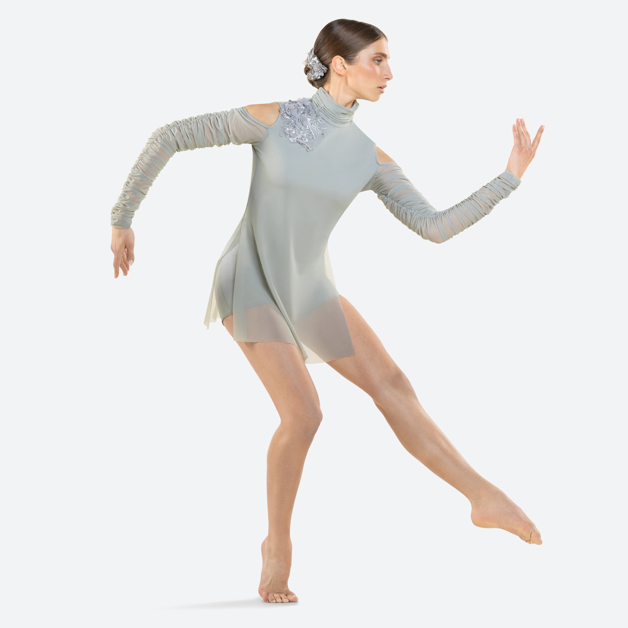 BEYOND THE SUMMIT 3 BEYOND THE SUMMIT