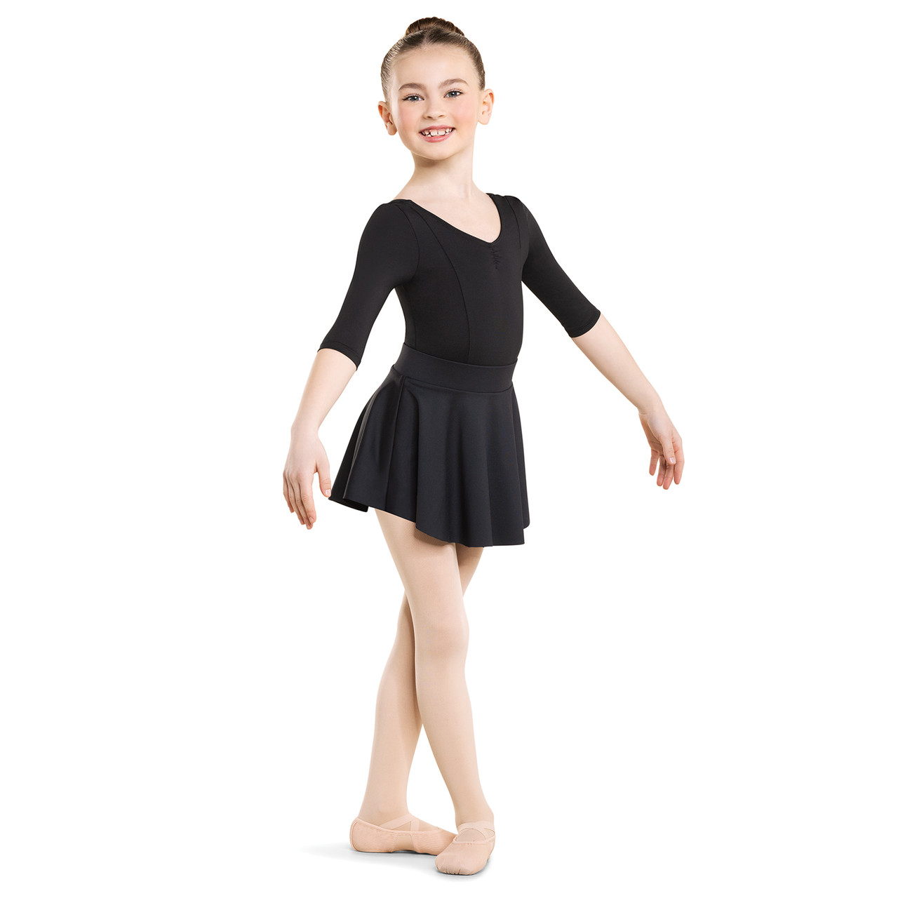 PULL-ON PERFORMANCE SKIRT 8 PULL-ON PERFORMANCE SKIRT