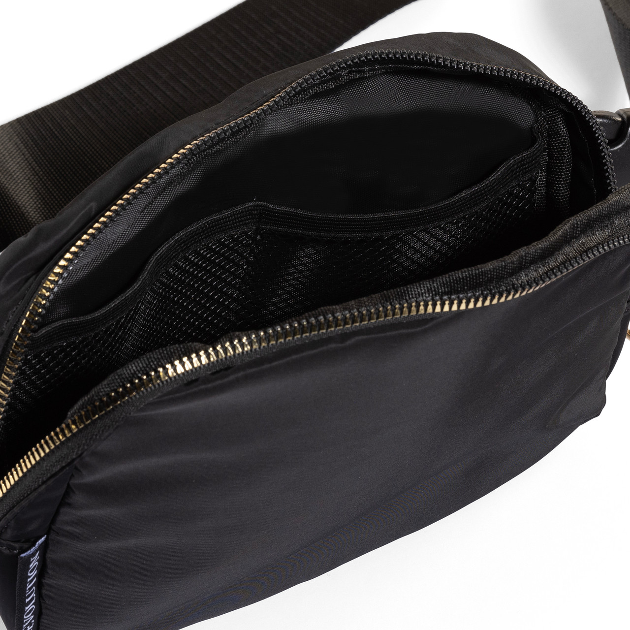 REVOLUTION BELT BAG 8 REVOLUTION BELT BAG